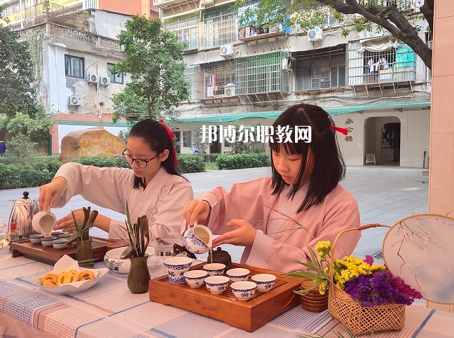 廣州荔灣區(qū)外語職業(yè)高級中學怎么樣、好不好