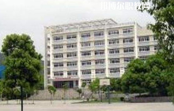 廣安鄰水金科職業(yè)技術(shù)學校2022年報名條件、招生要求、招生對象