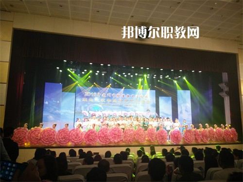 達(dá)州華西職業(yè)技術(shù)學(xué)校2022年報(bào)名條件、招生要求、招生對象