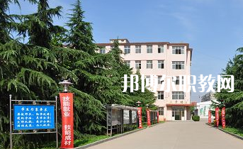 昆明臺湘科技學(xué)校2022年報名條件、招生要求、招生對象