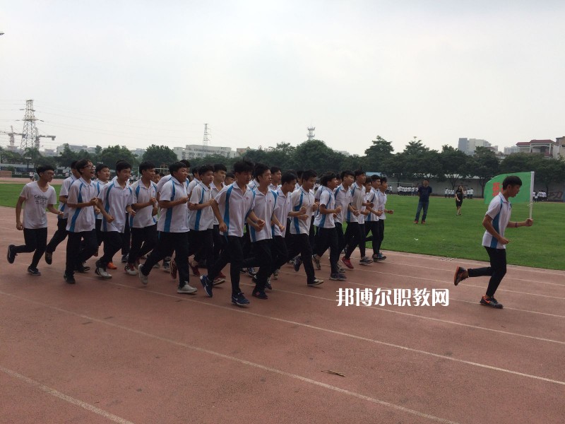 佛山順德區(qū)胡錦超職業(yè)技術(shù)學(xué)校2022年報名條件、招生要求、招生對象