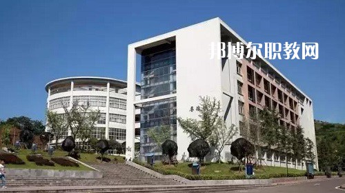 四川宜賓職業(yè)技術(shù)學(xué)校2022年報名條件、招生要求、招生對象