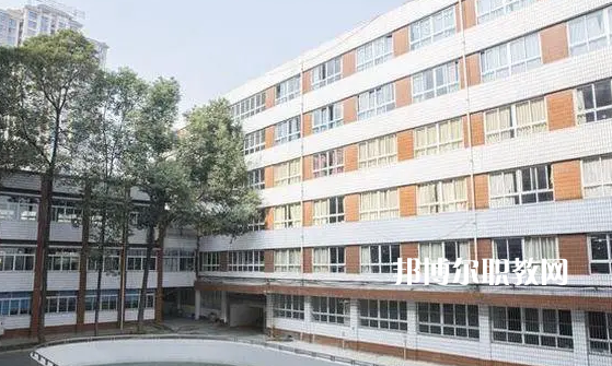 昆明現(xiàn)代科技學(xué)校學(xué)校2022年報(bào)名條件、招生要求、招生對(duì)象