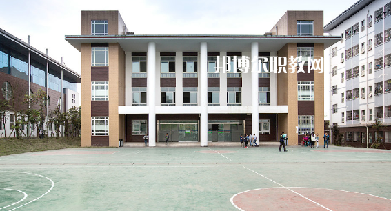 四川屏山職業(yè)技術(shù)學(xué)校2022年報名條件、招生要求、招生對象