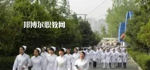 四川人民醫(yī)院護(hù)士學(xué)校怎么樣、好不好