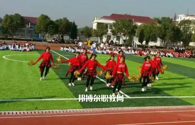 貴州2022年去讀中專學(xué)校學(xué)什么對以后好一點