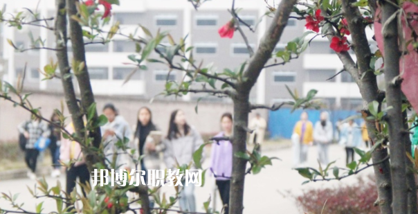 南充工貿(mào)科技職業(yè)學(xué)校2022年報(bào)名條件、招生要求、招生對(duì)象