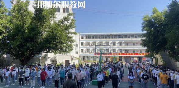 攀枝花商貿(mào)電子職業(yè)技術(shù)學(xué)校2022年報(bào)名條件、招生要求、招生對(duì)象