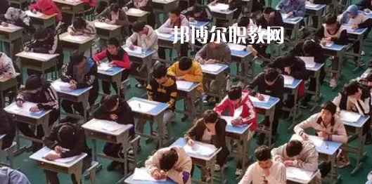 瀘州市天樺職業(yè)技術(shù)學校2022年有哪些專業(yè)