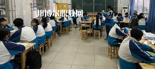 四川瀘州市江南職業(yè)中學(xué)校2022年報(bào)名條件、招生要求、招生對(duì)象