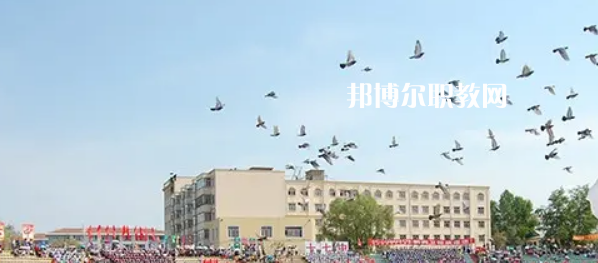 黑龍江省鶴崗衛(wèi)生學(xué)校2022年報(bào)名條件、招生要求、招生對象