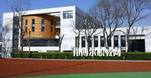山東省青島衛(wèi)生學(xué)校2022年報名條件、招生要求、招生對象
