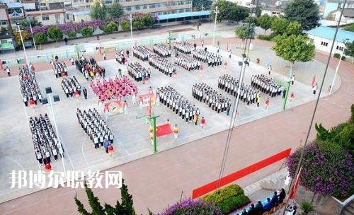 云龍縣民族職業(yè)高級(jí)中學(xué)報(bào)名條件、招生要求、招生對(duì)象