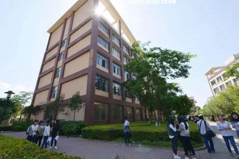 云南商務(wù)職業(yè)學(xué)院2022年報(bào)名條件、招生要求、招生對(duì)象