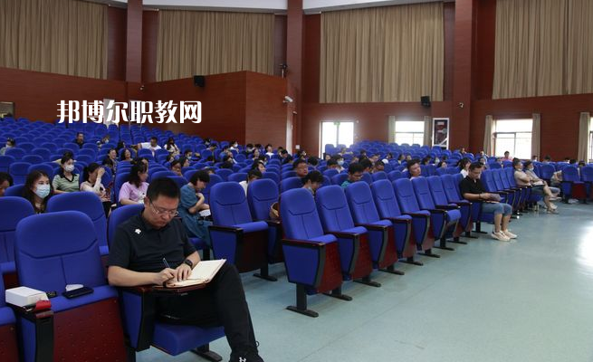 常熟高新園中等專業(yè)學校2022年學費、收費多少