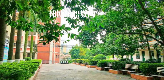廣西工貿(mào)高級(jí)技工學(xué)校2022年報(bào)名條件、招生要求、招生對(duì)象