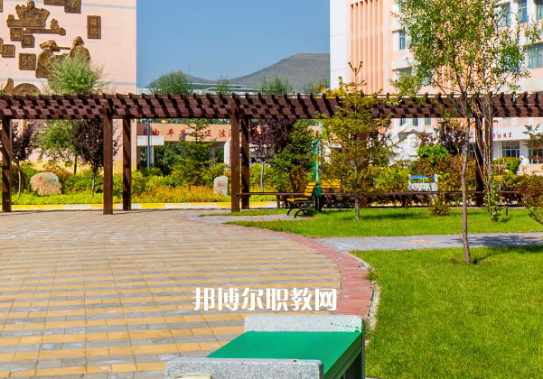 湟中職業(yè)教育中心2022年學(xué)費(fèi)、收費(fèi)多少