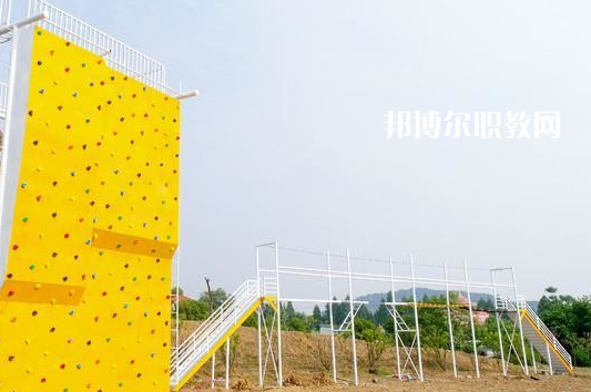 武漢華中藝術(shù)學(xué)校2022年報(bào)名條件、招生要求、招生對(duì)象