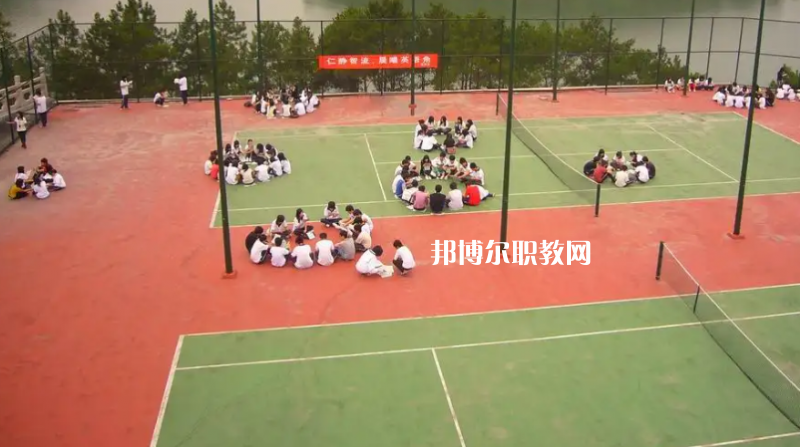廣東貿(mào)易職業(yè)技術(shù)學(xué)校2022年報名條件、招生要求、招生對象