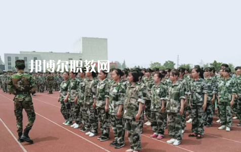 成都圣亞技工學(xué)校2022年怎么樣、好不好
