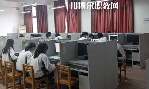 武漢建設(shè)學(xué)校2022年報(bào)名條件、招生要求、招生對(duì)象