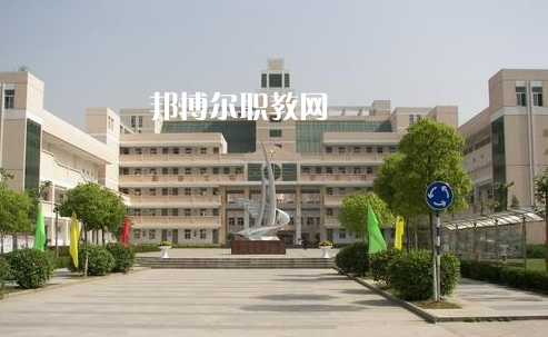 荊州職業(yè)教育中心2022年報名條件、招生要求、招生對象