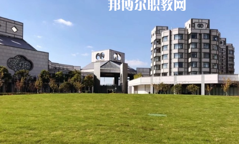 荊州職業(yè)教育中心學校2022年怎么樣、好不好