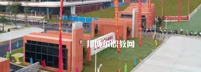 廣西醫(yī)科大學附設(shè)玉林衛(wèi)生學校2022年地址在哪里