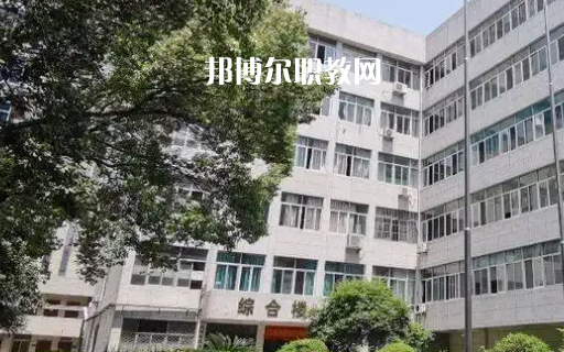 武漢洪山外經(jīng)貿(mào)學(xué)校2022年報(bào)名條件、招生要求、招生對(duì)象
