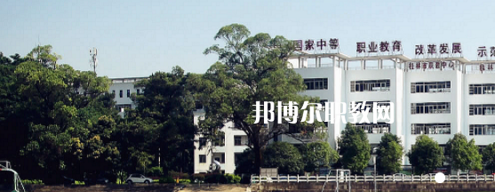 桂林市旅游職業(yè)中等專業(yè)學校2022年報名條件、招生要求、招生對象