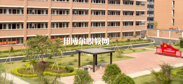 貴港電子科技職業(yè)技術學校2022年招生辦聯(lián)系電話