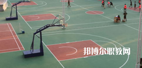 廣西梧州農業(yè)學校2022年招生辦聯系電話