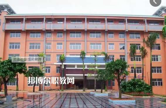 廣州天河金領(lǐng)技工學(xué)校2022年學(xué)費(fèi)、收費(fèi)多少