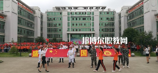 廣西科技商貿(mào)高級(jí)技工學(xué)校2022年報(bào)名條件、招生要求、招生對(duì)象