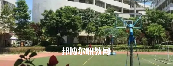 廣州白云工商技師學(xué)院怎么樣、好不好