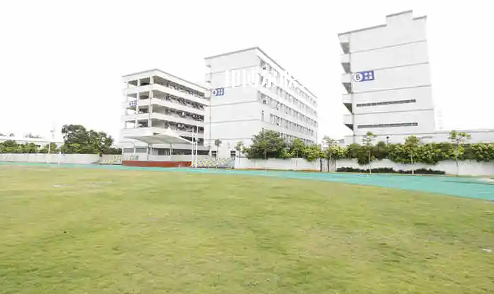 湖南醫(yī)藥衛(wèi)校2022年報名條件、招生要求、招生對象