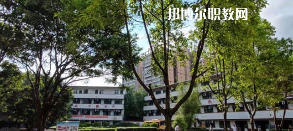 廣西玉林市現(xiàn)代職業(yè)技術(shù)學(xué)校2022年報(bào)名條件、招生要求、招生對(duì)象