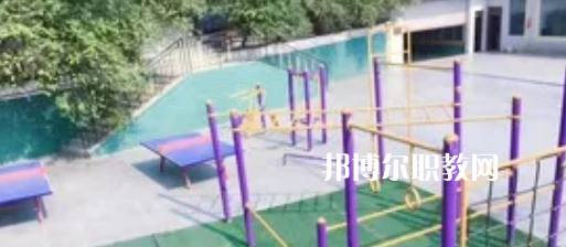 威遠(yuǎn)縣聯(lián)想職業(yè)技術(shù)學(xué)校2023年學(xué)費、收費多少