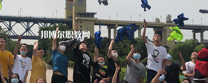 2023南京市公用事業(yè)技工學(xué)校招生計(jì)劃 招生人數(shù)是多少(附要求、條件、對(duì)象)