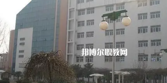 江蘇省淮安技師學(xué)院地址在哪里，哪個地區(qū)，哪個城市?