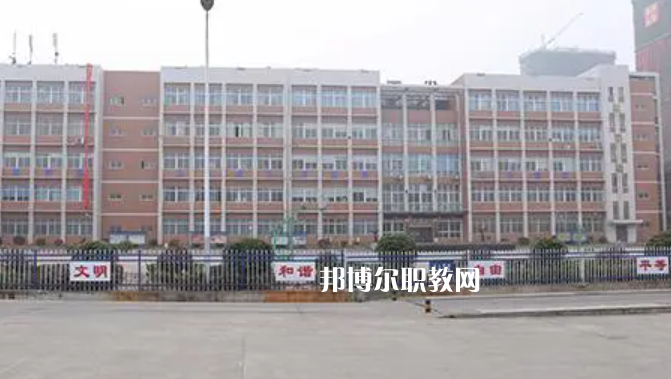2023湖南建康技工學(xué)校招生計(jì)劃 招生人數(shù)是多少(附要求、條件、對(duì)象)
