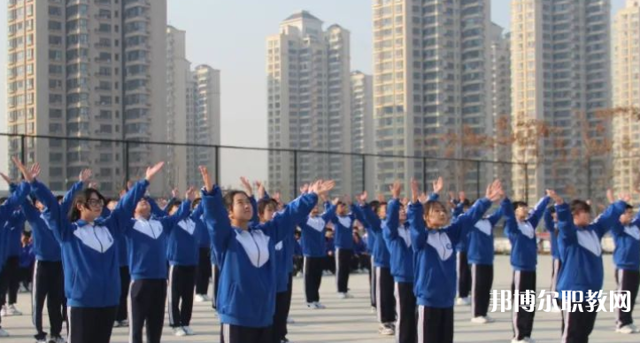 中交第二公路工程局有限公司技工學(xué)校地址，乘車路線