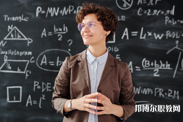 山西農(nóng)業(yè)機(jī)械化學(xué)校有哪些招生專(zhuān)業(yè)（2023年）