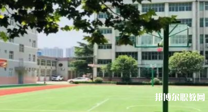 西安澤秦技工學校地址，乘車路線