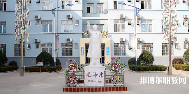 2023渭南市軌道交通運(yùn)輸高級(jí)技工學(xué)校招生計(jì)劃 招生人數(shù)是多少(附要求、條件、對(duì)象)