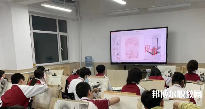 石家莊市張麗美術(shù)中等專業(yè)學(xué)校地址，乘車路線