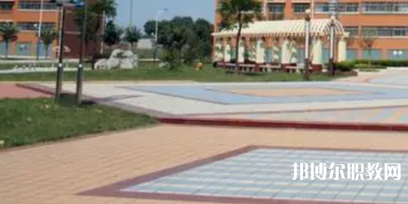 灤州市衛(wèi)生職業(yè)中等專業(yè)學(xué)校地址，乘車路線