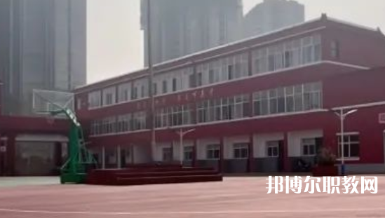 邢臺市瀚東職業(yè)技術(shù)中專學(xué)校地址，乘車路線