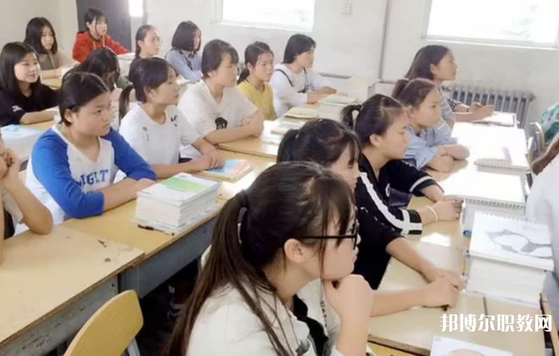 鄭州市特色教育中等專業(yè)學校怎么樣、好不好