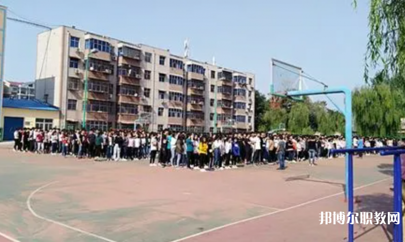 2023洛陽市中等職業(yè)學(xué)校洛龍校區(qū)多少錢 洛陽市中等職業(yè)學(xué)校洛龍校區(qū)各專業(yè)學(xué)費收費標(biāo)準